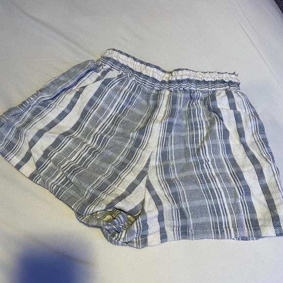 comfy shorts! - Picture 2 of 2